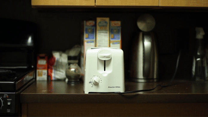 Animated electric toaster by David Wayman